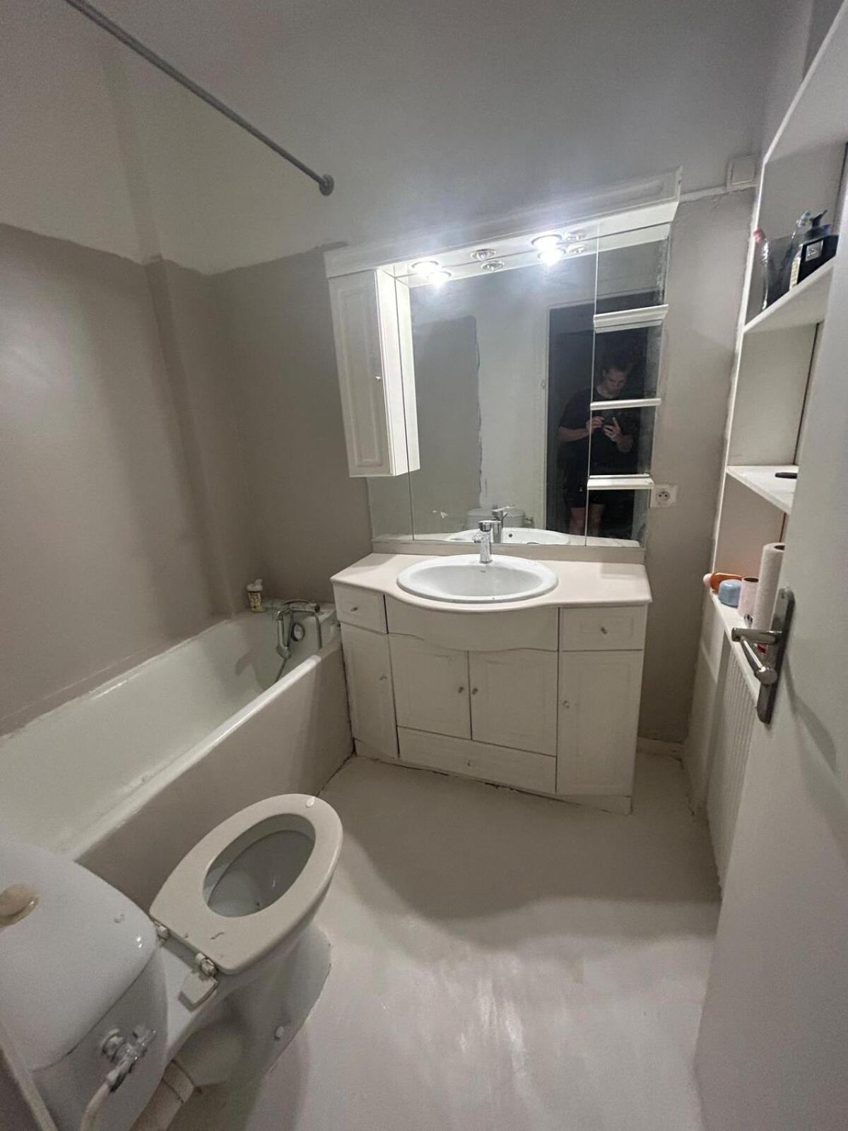 - Place De Bastille Apartment